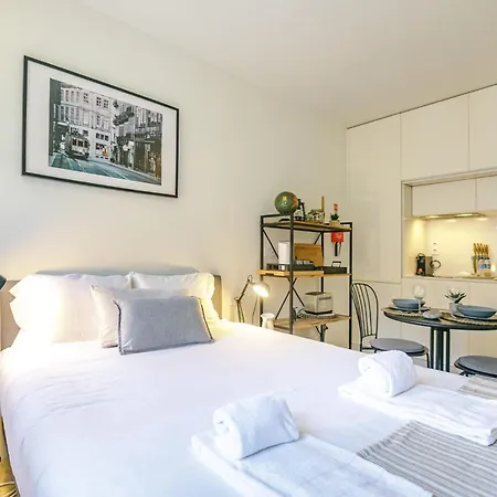 Door 65 - Historical Center * Πόρτο