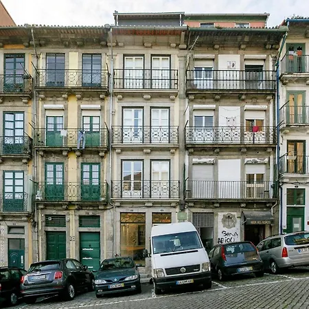 Door 65 - Historical Center Daire *