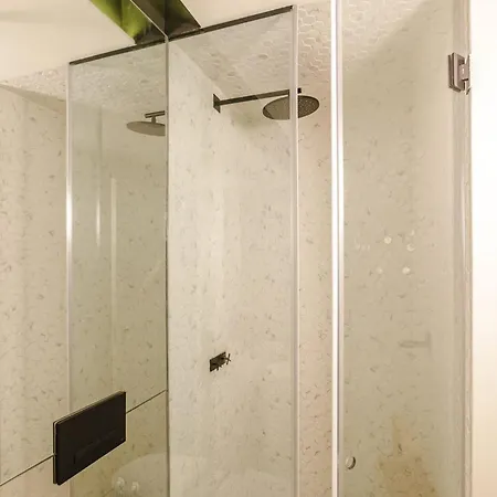 Door 65 - Historical Center * Porto