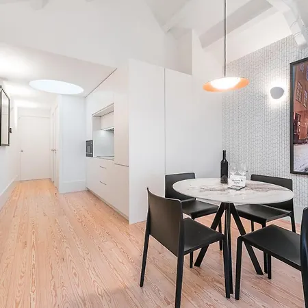 Door 65 - Historical Center *