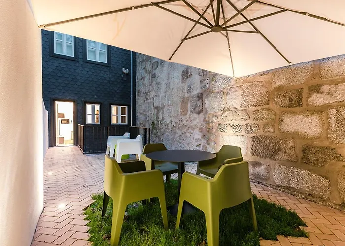 Door 65 - Historical Center * Oporto