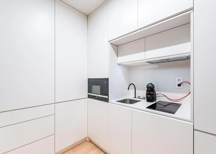 Door 65 - Historical Center Apartment Porto