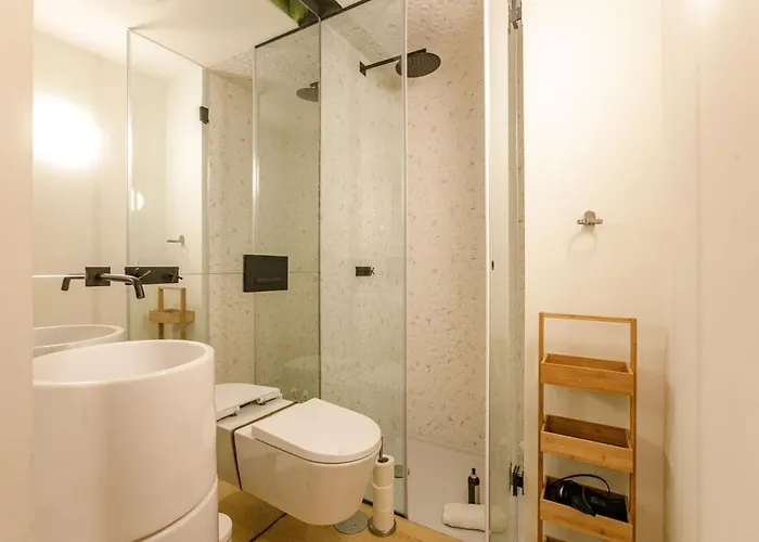 Door 65 - Historical Center Apartment Porto