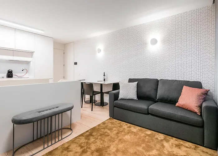 Door 65 - Historical Center Apartament *