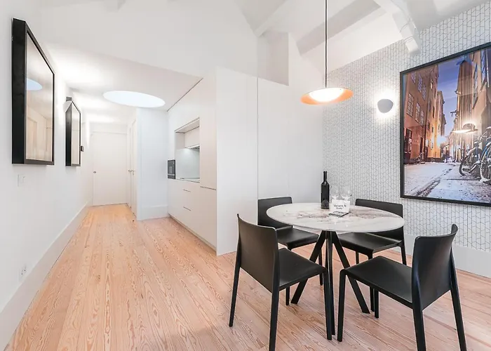 Door 65 - Historical Center *